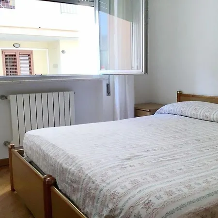 Gemutliche Ferienwohnung In Mit Privatem Garten *