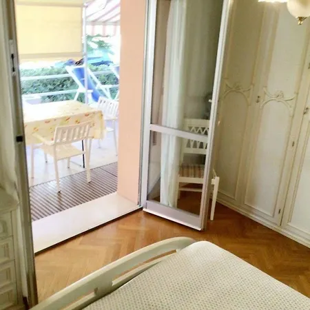 Gemutliche Ferienwohnung In Mit Privatem Garten Roseto Degli Abruzzi