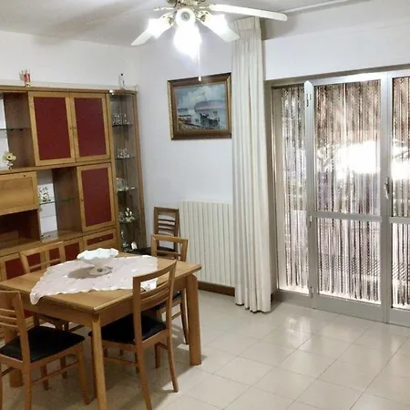 Gemutliche Ferienwohnung In Mit Privatem Garten *